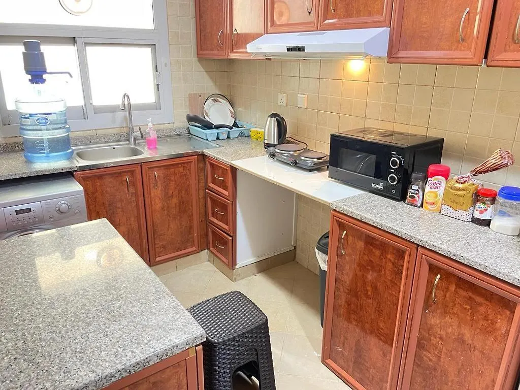 Al Raea Hostels Near Adcb Metro Station Dubai 0*,